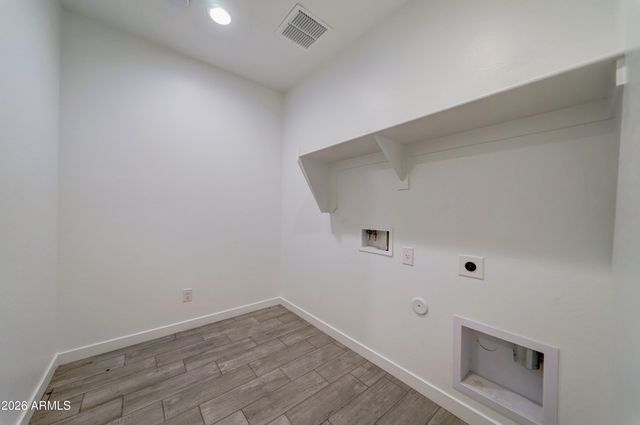 11136 W PARKWAY Drive, Tolleson, AZ 85353