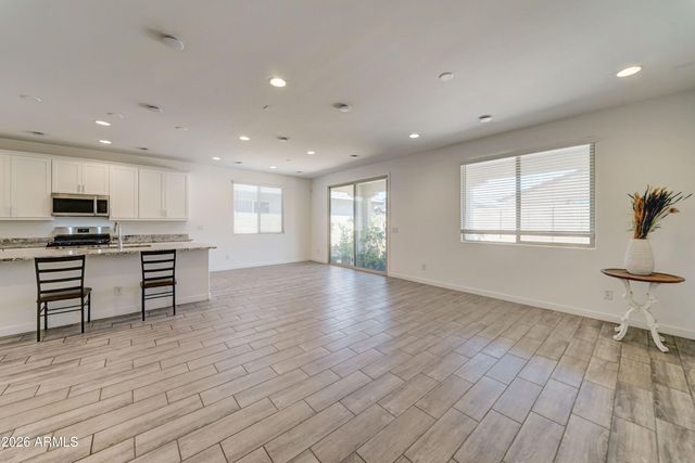 11136 W PARKWAY Drive, Tolleson, AZ 85353