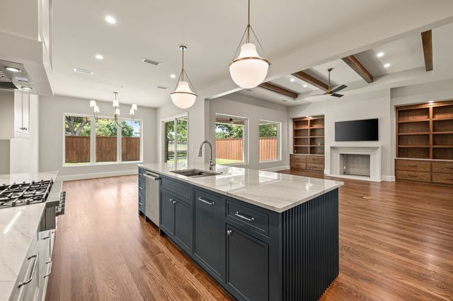 2105 Flat Creek Drive, Richardson, TX 75080
