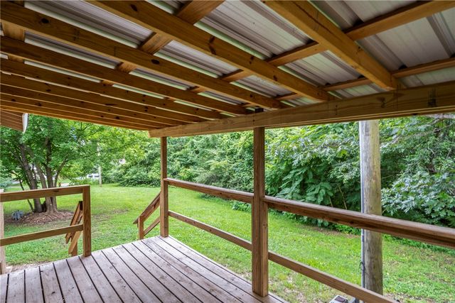 310 Lacy Street, Siloam Springs, AR 72761