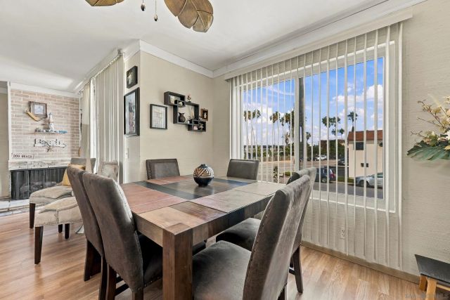 5155 W Point Loma Blvd 4, San Diego, CA 92107