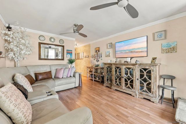 5155 W Point Loma Blvd 4, San Diego, CA 92107