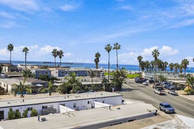 5155 W Point Loma Blvd 4, San Diego, CA 92107