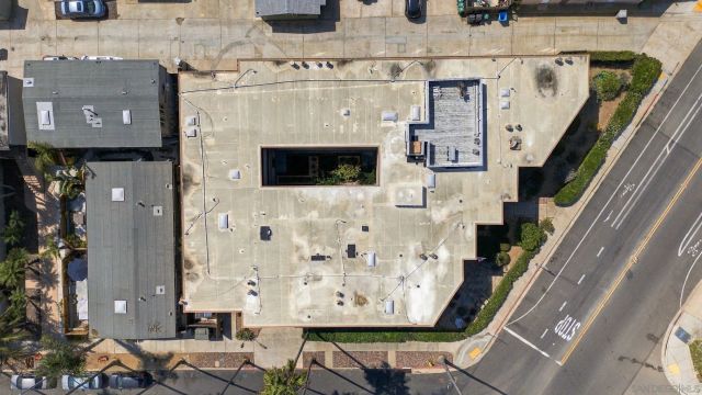 5155 W Point Loma Blvd 4, San Diego, CA 92107