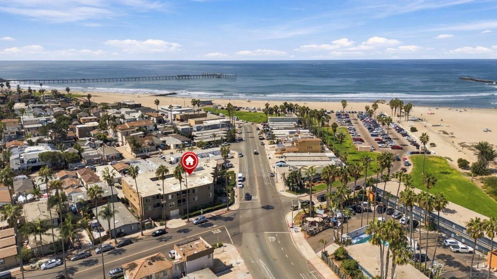 5155 W Point Loma Blvd 4, San Diego, CA 92107