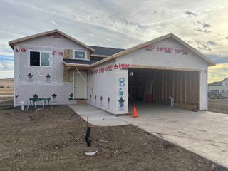 861 BUSHNELL CT, Box Elder, SD 57719