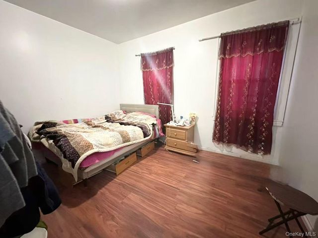 11203 15th Avenue, College Point, NY 11356