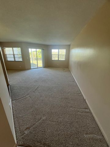 300 SW 130th Terrace 314b, Pembroke Pines, FL 33027