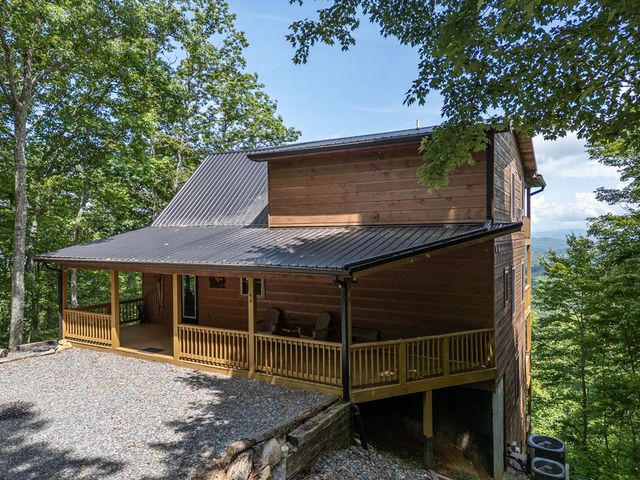 40 Reitzel Ridge, Murphy, NC 28906