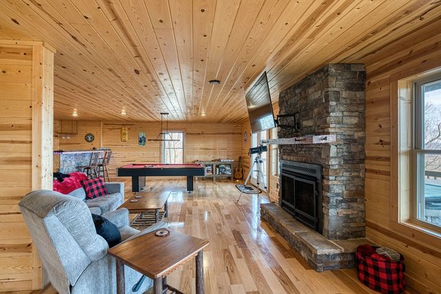 40 Reitzel Ridge, Murphy, NC 28906