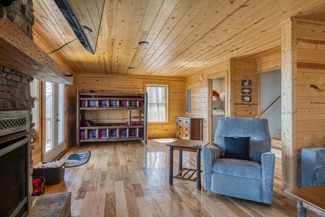 40 Reitzel Ridge, Murphy, NC 28906