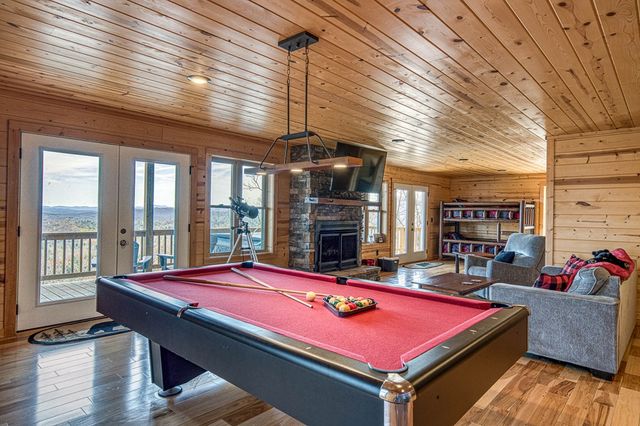 40 Reitzel Ridge, Murphy, NC 28906