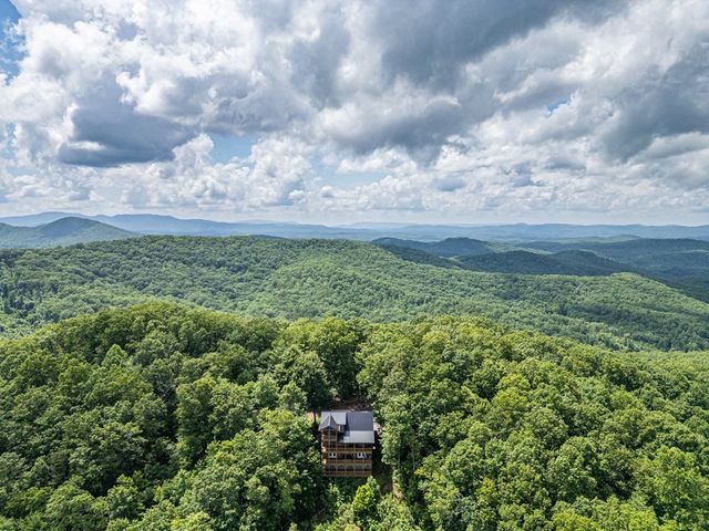 40 Reitzel Ridge, Murphy, NC 28906