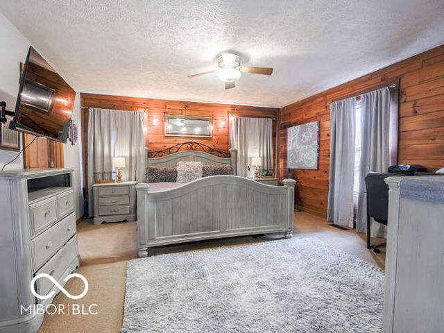 660 Mill, Coatesville, IN 46121