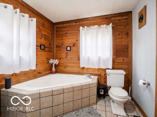 660 Mill, Coatesville, IN 46121