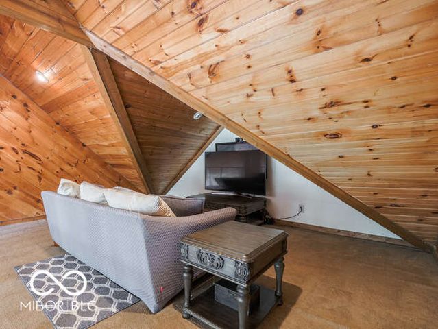 660 Mill, Coatesville, IN 46121