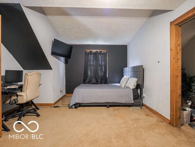 660 Mill, Coatesville, IN 46121