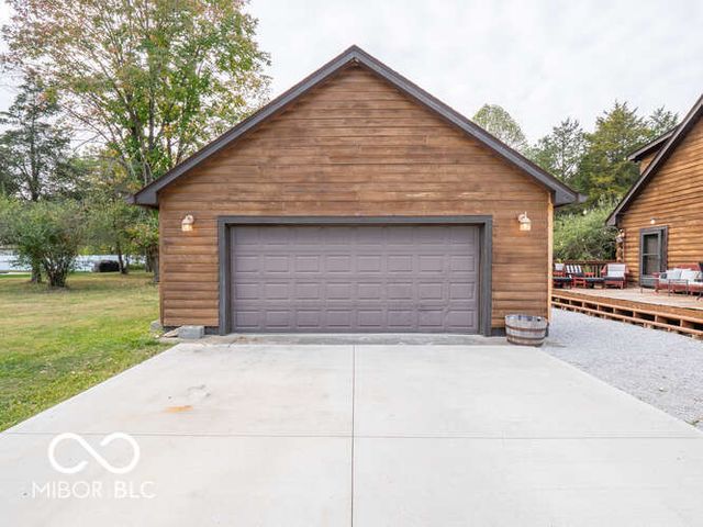 660 Mill, Coatesville, IN 46121