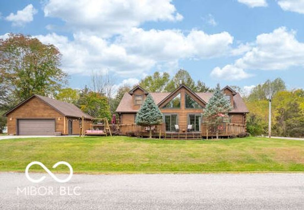 660 Mill, Coatesville, IN 46121