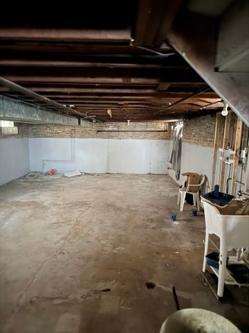 5315 S Lowe Avenue, Chicago, IL 60609