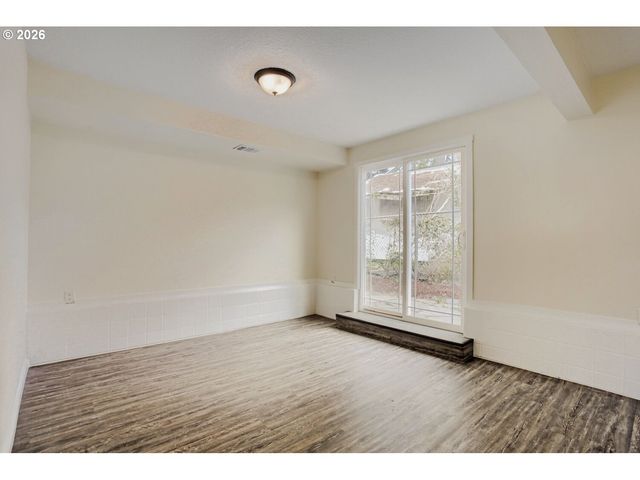 14539 Se CENTER St, Portland, OR 97236