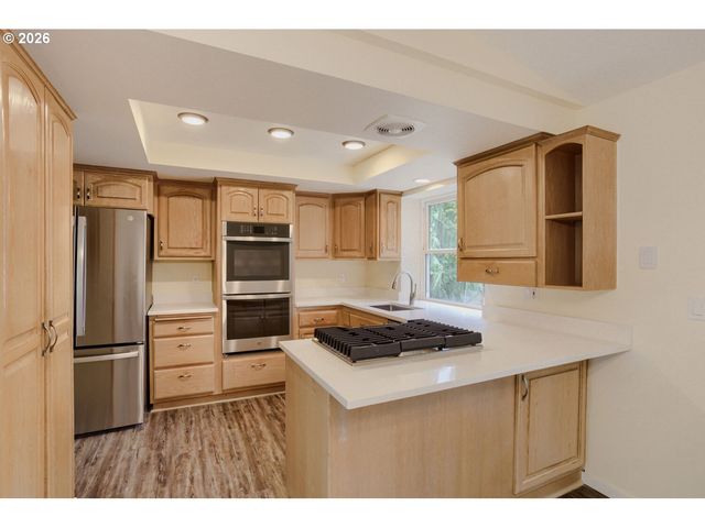 14539 Se CENTER St, Portland, OR 97236