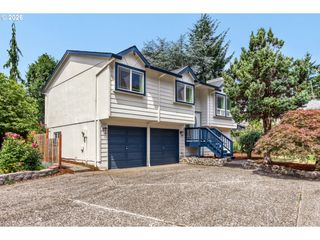 14539 Se CENTER St, Portland, OR 97236