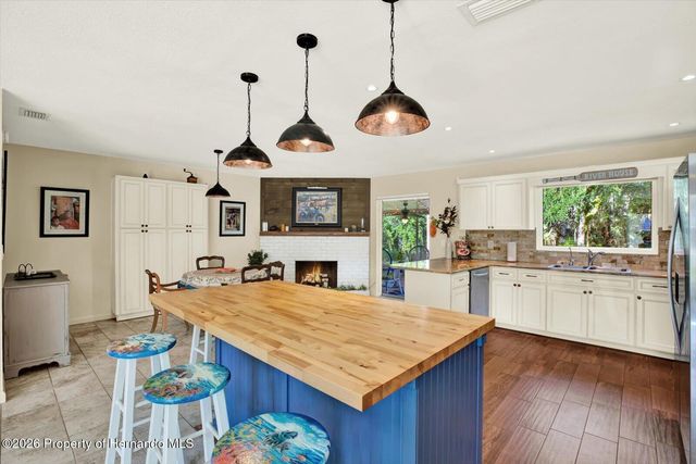 4064 N Concord Drive, Crystal River, FL 34428