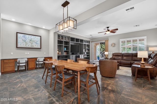 3821 S LINDL Drive, Chandler, AZ 85286