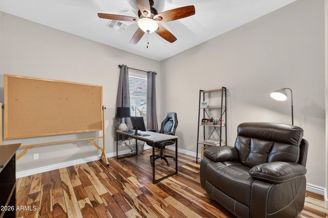 3821 S LINDL Drive, Chandler, AZ 85286