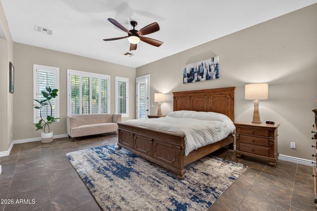 3821 S LINDL Drive, Chandler, AZ 85286