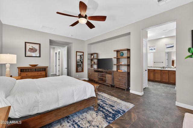 3821 S LINDL Drive, Chandler, AZ 85286