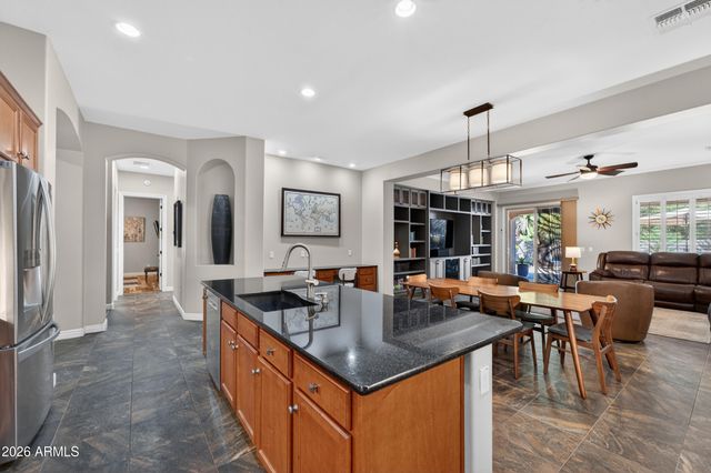 3821 S LINDL Drive, Chandler, AZ 85286