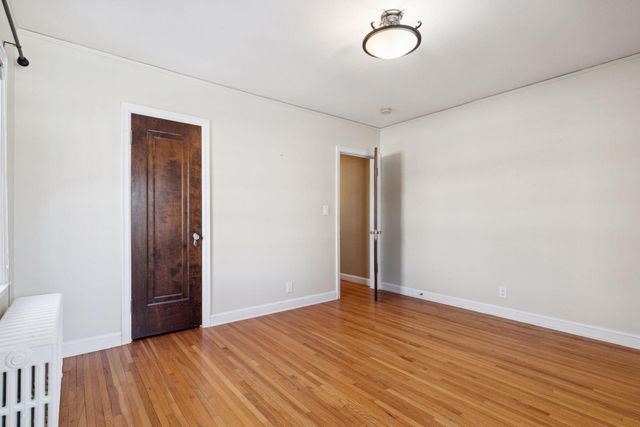 1558 Simpson Street, Saint Paul, MN 55108