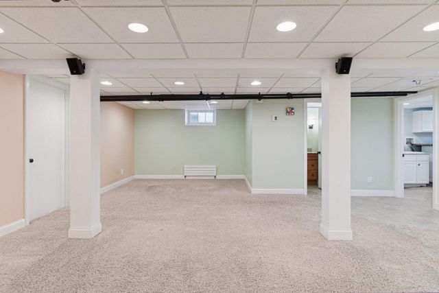 1558 Simpson Street, Saint Paul, MN 55108