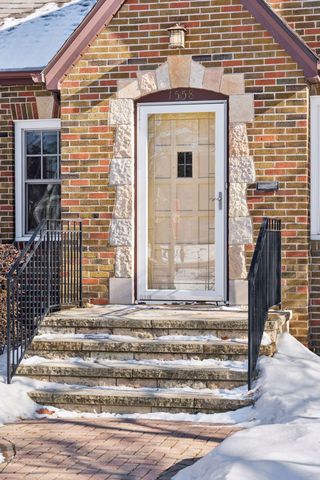 1558 Simpson Street, Saint Paul, MN 55108