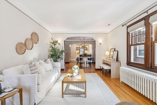 1558 Simpson Street, Saint Paul, MN 55108