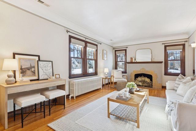 1558 Simpson Street, Saint Paul, MN 55108