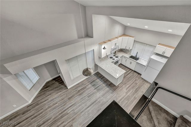 5670 Vineyard Lane, Las Vegas, NV 89110