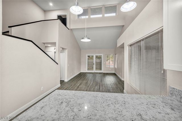 5670 Vineyard Lane, Las Vegas, NV 89110