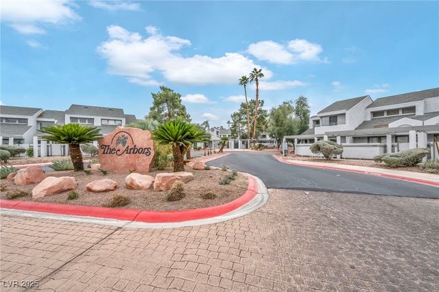 5670 Vineyard Lane, Las Vegas, NV 89110