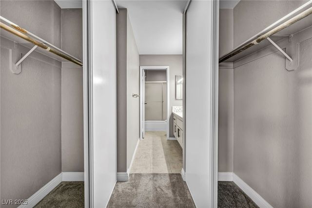 5670 Vineyard Lane, Las Vegas, NV 89110