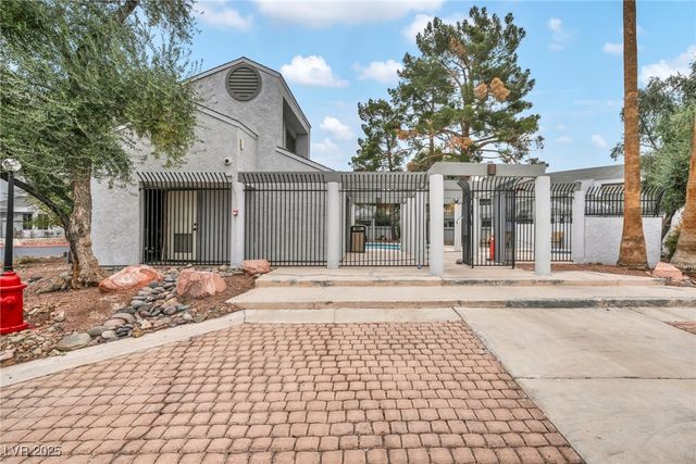 5670 Vineyard Lane, Las Vegas, NV 89110