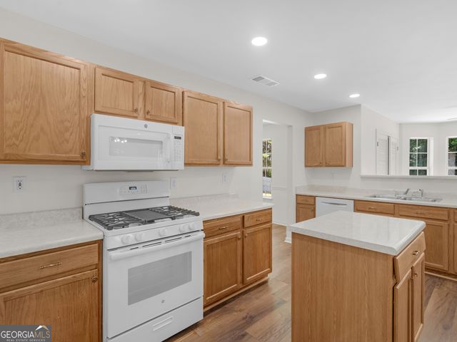 219 Metoyer Drive, Mcdonough, GA 30252