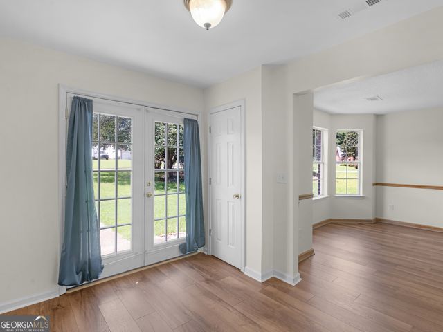 219 Metoyer Drive, Mcdonough, GA 30252