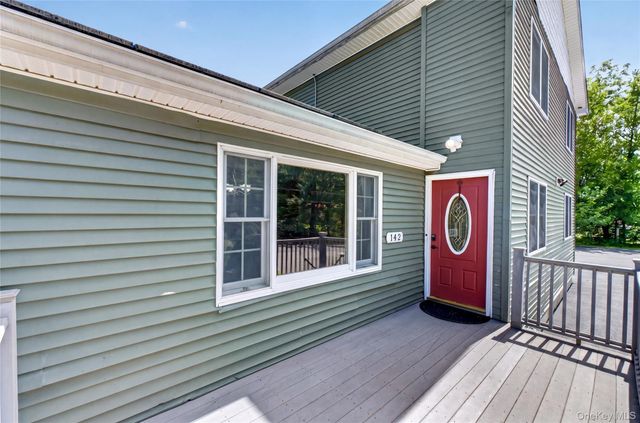142 Hawleys Corners Road, Highland, NY 12528