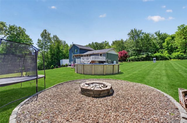 142 Hawleys Corners Road, Highland, NY 12528