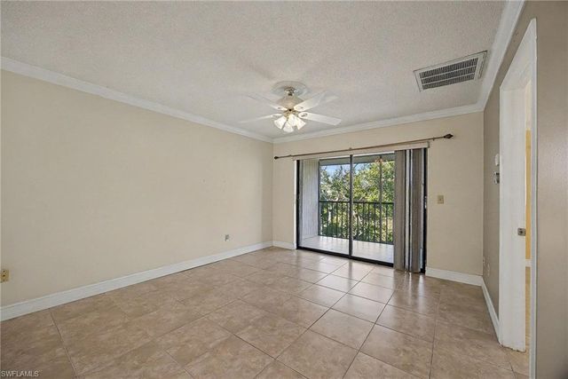 423 Cape Coral PKWY W 202, Cape Coral, FL 33914
