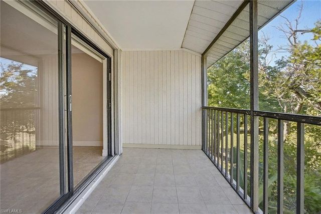 423 Cape Coral PKWY W 202, Cape Coral, FL 33914