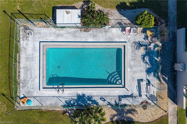 423 Cape Coral PKWY W 202, Cape Coral, FL 33914